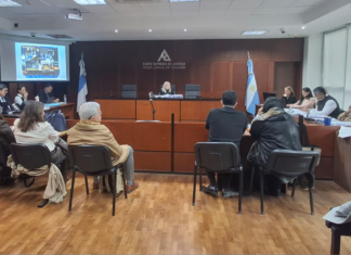 comenzó el juicio contra tres médicos