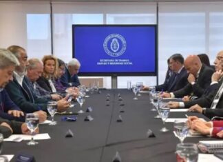 no hubo acuerdo entre sindicatos y empresarios y el Gobierno definirá el nuevo monto
