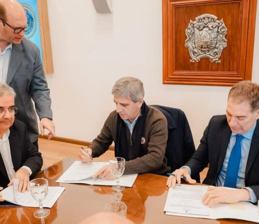 Diego Santilli y Luis Caputo viajan al norte para inaugurar obras del sector energético