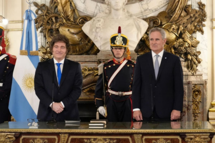 javier-milei-junto-al-canciller-pablo-FJO4LACM4BGMHLPQJ4FEN5NR5E.png