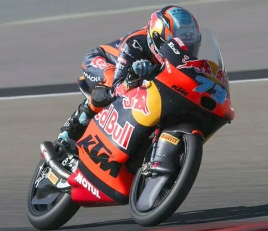 Valentín Perrone volvió al podio en Moto3 con un tercer puesto