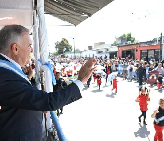 Jaldo encabezó el acto por el 39° aniversario de la municipalización de Alderetes