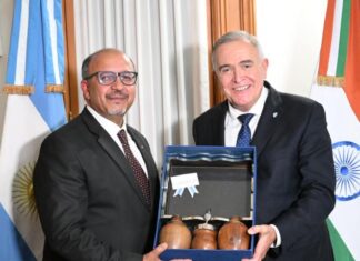 Jaldo recibió al embajador de la India y avanzaron en una agenda de cooperación y oportunidades comerciales para Tucumán