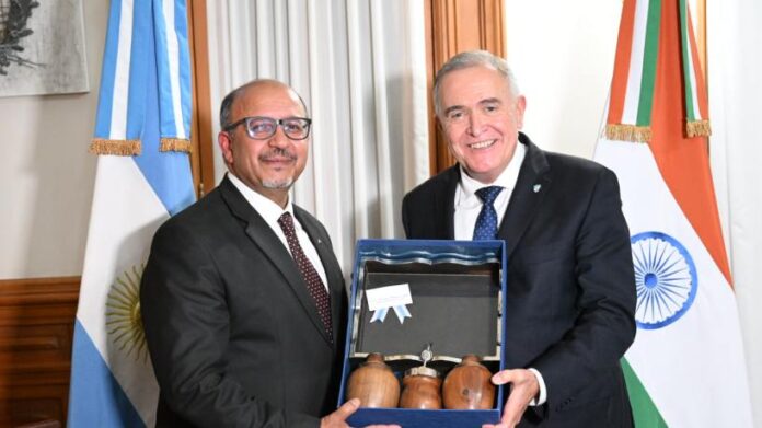 Jaldo-recibio-al-embajador-de-la-India-y-avanzaron-en.jpeg