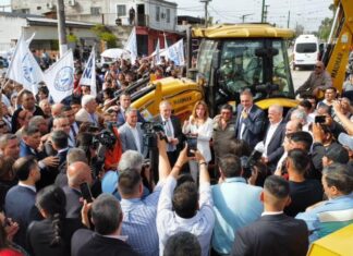 Las Talitas celebró 34 años de municipalización con obras y maquinaria