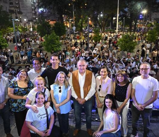Tucumán Danza reunió a miles de bailarines en Plaza Independencia para celebrar la cultura y la tradición