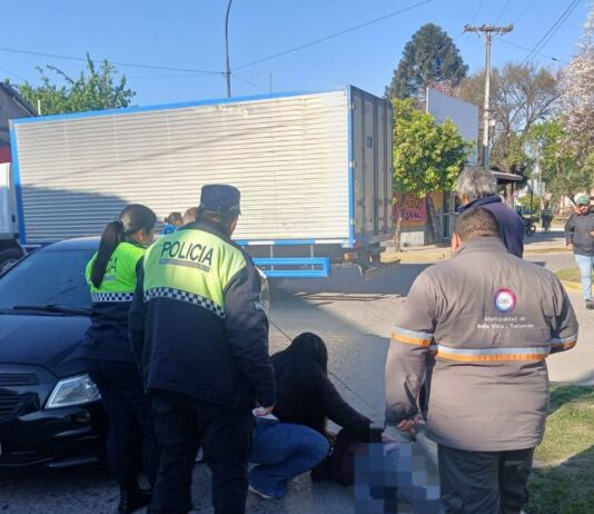 Un motociclista resultó herido tras chocar contra una camioneta