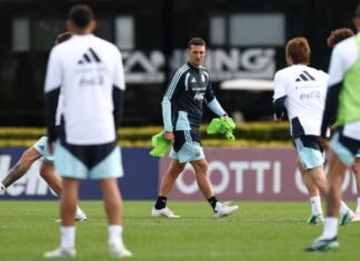 La selección Argentina se enfrenta a Bolivia: hora, TV y formaciones