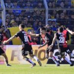Newells le sacó la felicidad a Central con un empate sobre la hora