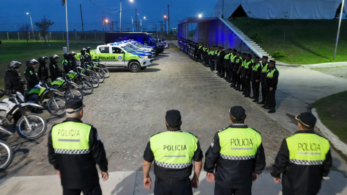 14 personas demoradas y 10 motocicletas retenidas