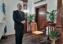 Autores del pasado y el presente resonarán como ecos eternos en la voz de Julio Lazarte