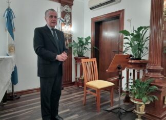 Autores del pasado y el presente resonarán como ecos eternos en la voz de Julio Lazarte