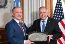 Jaldo recibió al embajador de Estados Unidos y analizaron las oportunidades para Tucumán