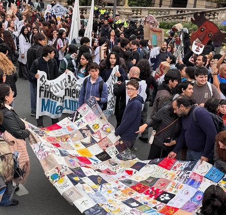marcha-unt.jpg