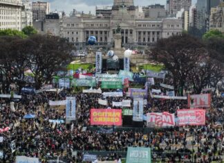 Marcha. La irónica frase de Monteoliva sobre los incidentes en el Congreso: “Así los universitarios reclaman sus derechos”